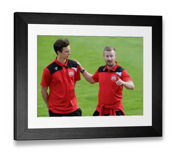 Framed Print : Wade Elliott Leads Bristol City Under-21s in Pre-Season Friendly against Bath City
