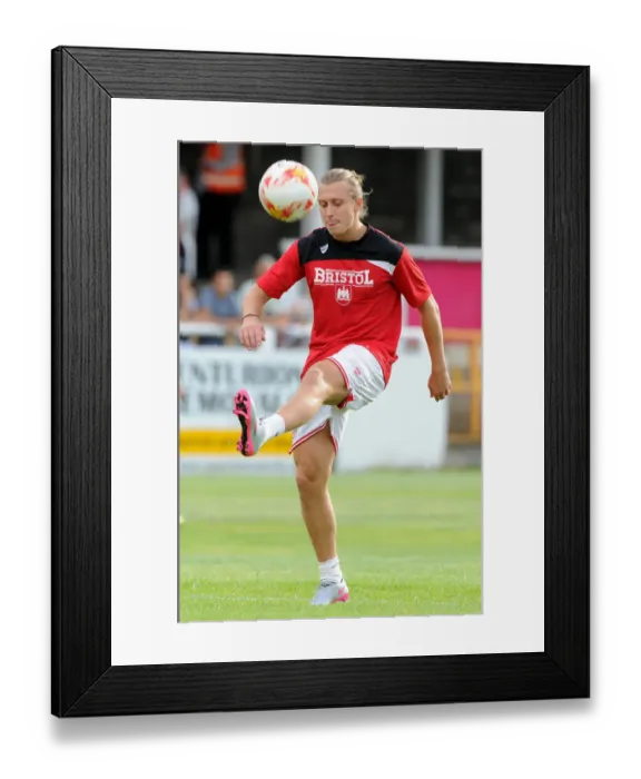 Framed Print : Luke Freeman in Action: Bristol City vs Bath City, 2015 Pre-Season Friendly