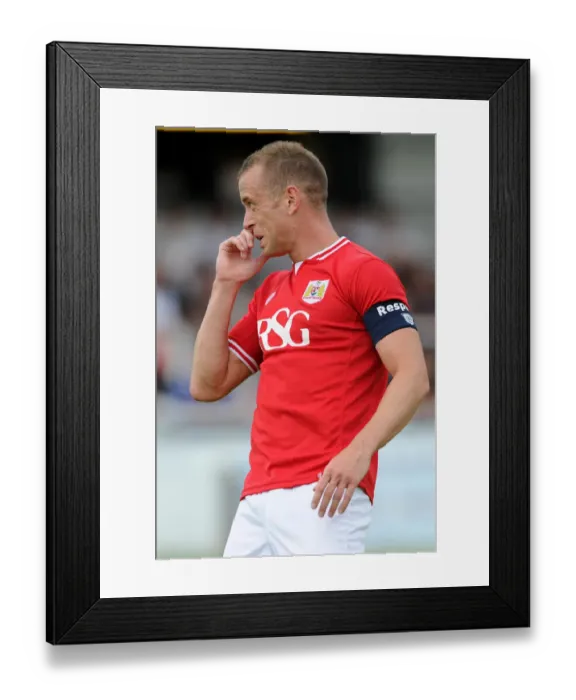 Framed Print : Aaron Wilbraham in Action: Bristol City vs Bath City, Pre-Season Friendly, 2015 Framed Print : Aaron Wilbraham in Action: Bristol City vs Bath City, Pre-Season Friendly, 2015