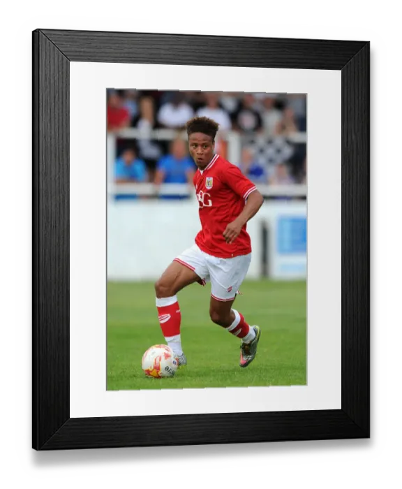Framed Print : Bobby Reid in Action: Bristol City vs Bath City, 2015 - Pre-Season Friendly Framed Print : Bobby Reid in Action: Bristol City vs Bath City, 2015 - Pre-Season Friendly