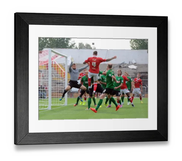 Framed Print : Aden Flint Scores for Bristol City Against Scunthorpe United, September 6, 2014