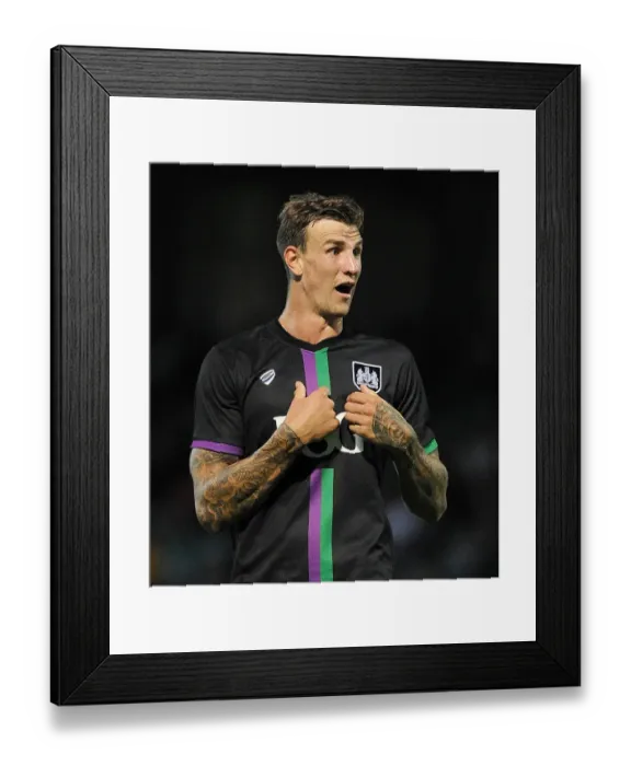 Framed Print : Aden Flint's Reaction: Bristol City vs Yeovil Town, 2015 Framed Print : Aden Flint's Reaction: Bristol City vs Yeovil Town, 2015
