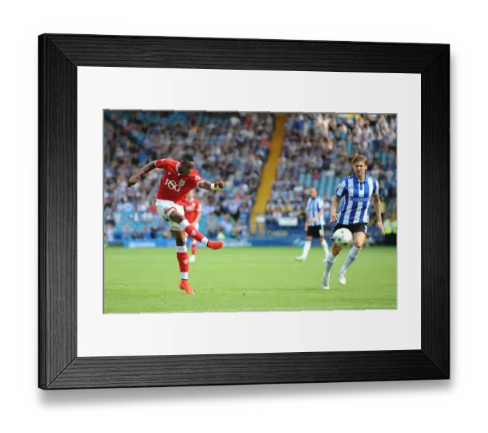 Framed Print : Jonathan Kodjia's Shot: Sheffield Wednesday vs. Bristol City, Sky Bet Championship (August 8, 2015)