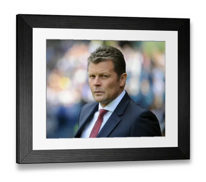 Framed Print : Steve Cotterill Leads Bristol City in Championship Clash at Hillsborough Stadium