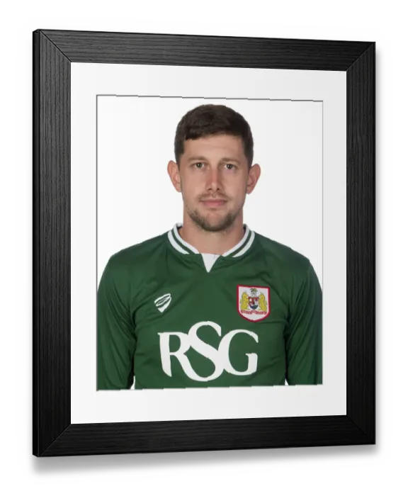 Framed Print : Focused Frank Fielding: The Bristol City FC Goalkeeper at Training