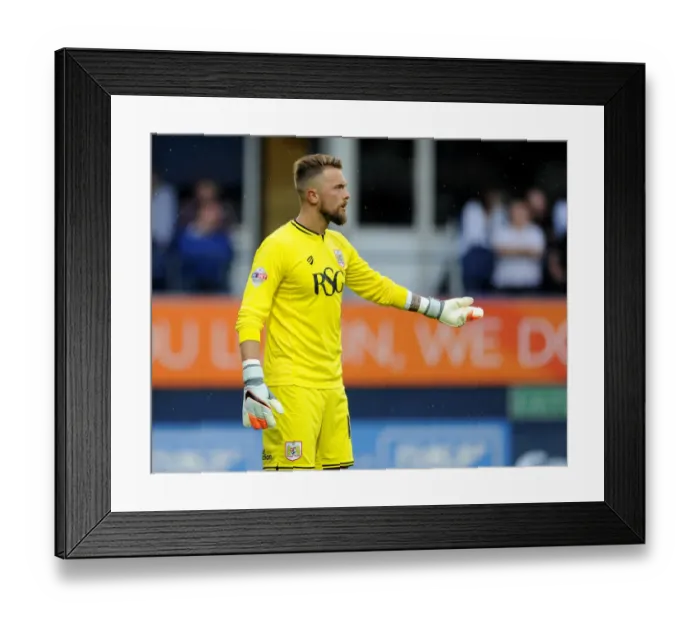 Framed Print : Ben Hamer in Action: Bristol City vs. Luton Town, Capital One Cup 2015 Framed Print : Ben Hamer in Action: Bristol City vs. Luton Town, Capital One Cup 2015