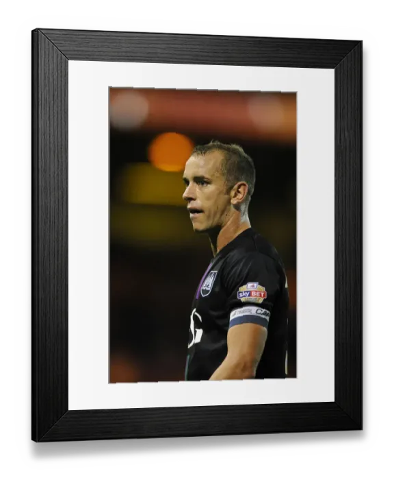 Framed Print : Aaron Wilbraham of Bristol City in Action against Luton Town, Capital One Cup First Round, 2015 Framed Print : Aaron Wilbraham of Bristol City in Action against Luton Town, Capital One Cup First Round, 2015