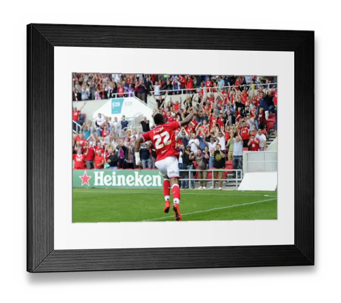 Framed Print : Jonathan Kodjia's Epic Goal Celebration: A Thrilling Moment from Ashton Gate - Bristol City's Triumph over Brentford (Sky Bet Championship)