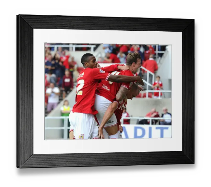 Framed Print : Bristol City Celebrate Goal Against Brentford, Sky Bet Championship (15 / 08 / 2015) Framed Print : Bristol City Celebrate Goal Against Brentford, Sky Bet Championship (15 / 08 / 2015)