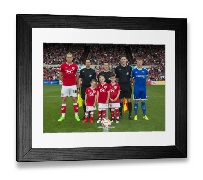 Framed Print : Sky Bet Championship Showdown: Bristol City vs Brentford at Ashton Gate Framed Print : Sky Bet Championship Showdown: Bristol City vs Brentford at Ashton Gate