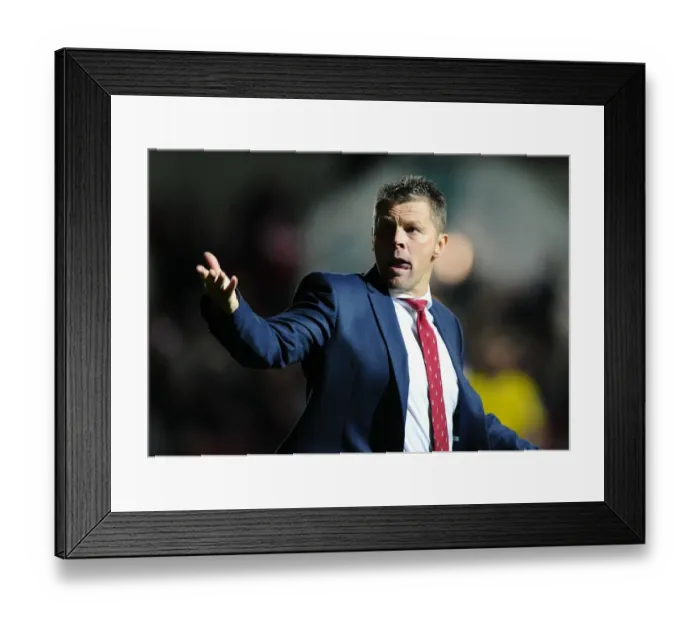 Framed Print : Steve Cotterill Rallies Bristol City Fans at Half Time vs Leeds United, 2015