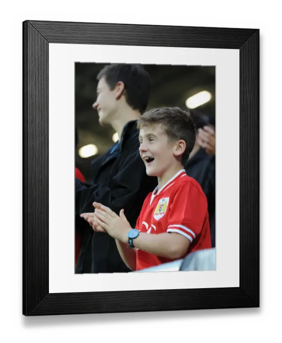 Framed Print : Bristol City vs Leeds United: A Football Rivalry at Ashton Gate (August 2015) Framed Print : Bristol City vs Leeds United: A Football Rivalry at Ashton Gate (August 2015)
