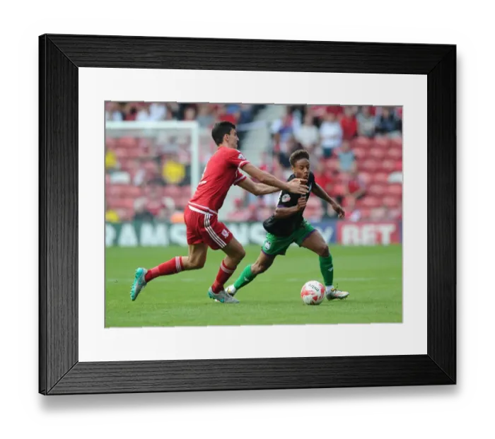 Framed Print : Bobby Reid Glides Past Daniel Ayala: Middlesbrough vs. Bristol City, Sky Bet Championship (2015)