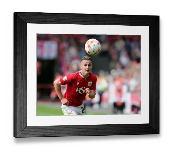 Framed Print : Bristol City's Joe Bryan in Action at Ashton Gate during Sky Bet Championship Match against Burnley (2015) Framed Print : Bristol City's Joe Bryan in Action at Ashton Gate during Sky Bet Championship Match against Burnley (2015)