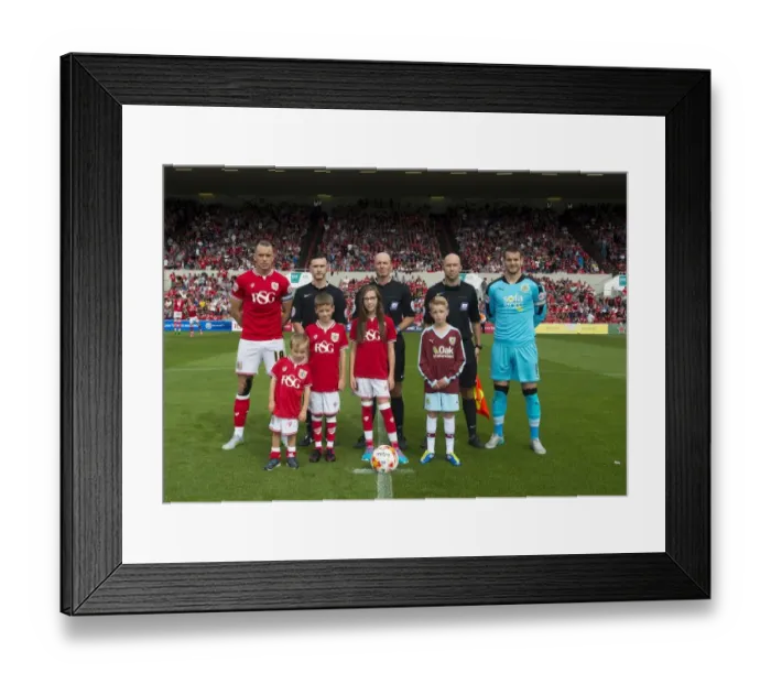 Framed Print : Bristol City vs Burnley: Sky Bet Championship Clash at Ashton Gate (August 2015) Framed Print : Bristol City vs Burnley: Sky Bet Championship Clash at Ashton Gate (August 2015)