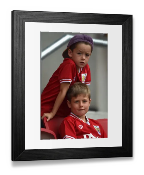 Framed Print : Bristol City vs Burnley: Sky Bet Championship Clash at Ashton Gate (2015) Framed Print : Bristol City vs Burnley: Sky Bet Championship Clash at Ashton Gate (2015)