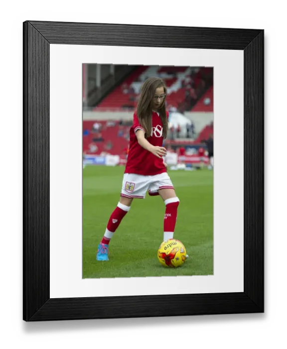 Framed Print : Intense Clash: Bristol City vs Burnley, Sky Bet Championship (2015), Ashton Gate Stadium Framed Print : Intense Clash: Bristol City vs Burnley, Sky Bet Championship (2015), Ashton Gate Stadium