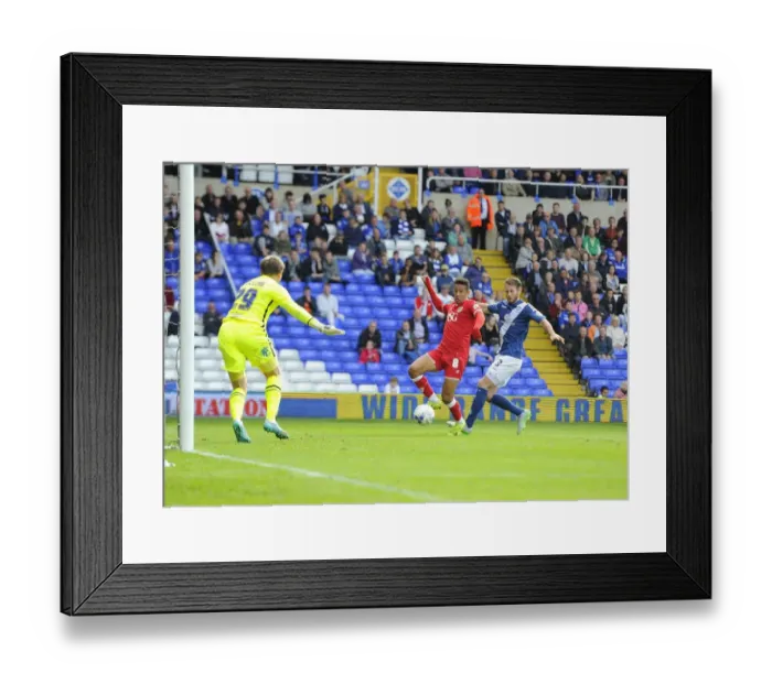 Framed Print : Bristol City's Callum Robinson Misses Goal Opportunity Against Birmingham City (12-09-2015)