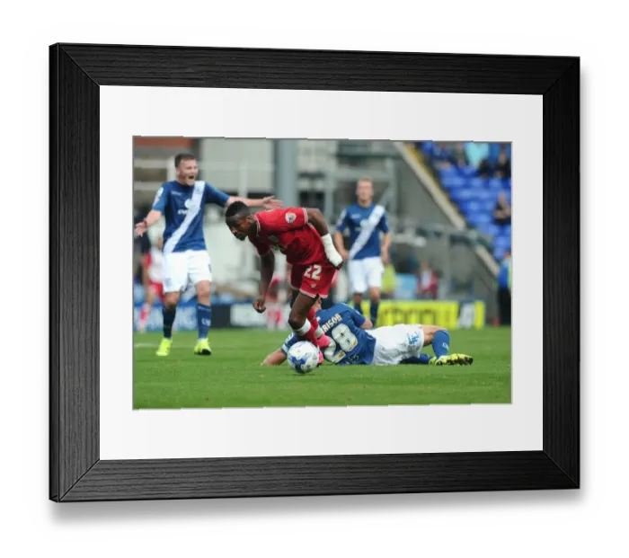 Framed Print : Battling for Supremacy: Kodjia vs Morrison in Birmingham City vs Bristol City Championship Clash Framed Print : Battling for Supremacy: Kodjia vs Morrison in Birmingham City vs Bristol City Championship Clash