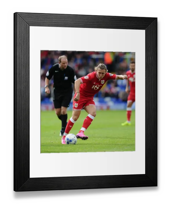 Framed Print : Bristol City's Luke Freeman in Action Against Birmingham City, Sky Bet Championship 2015 Framed Print : Bristol City's Luke Freeman in Action Against Birmingham City, Sky Bet Championship 2015