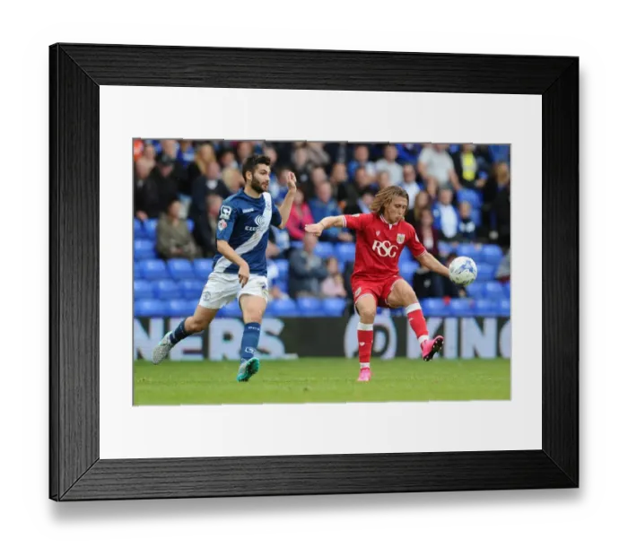 Framed Print : Battling for Championship Supremacy: Luke Freeman vs. Jon Toral Framed Print : Battling for Championship Supremacy: Luke Freeman vs. Jon Toral