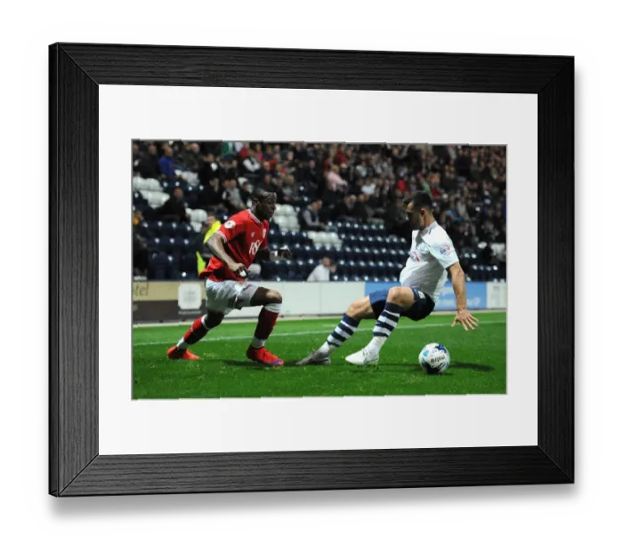 Framed Print : Jonathan Kodjia Outruns Bailey Wright: Bristol City vs. Preston North End, Sky Bet Championship