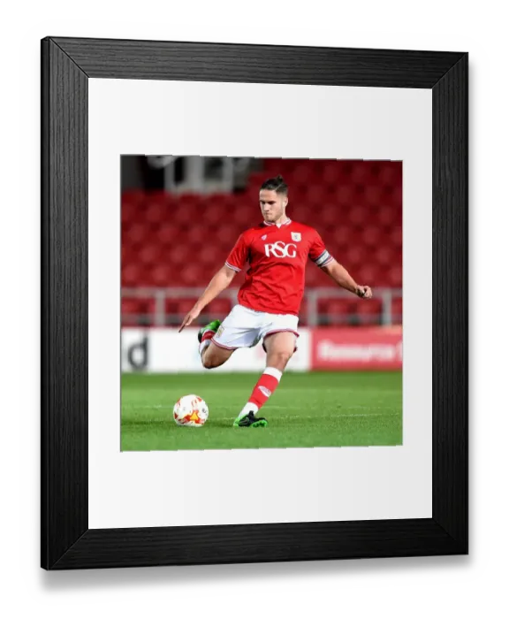 Framed Print : Jack Batten in Action: Bristol City U21 vs. Sheffield Wednesday U21 at Ashton Gate Stadium Framed Print : Jack Batten in Action: Bristol City U21 vs. Sheffield Wednesday U21 at Ashton Gate Stadium