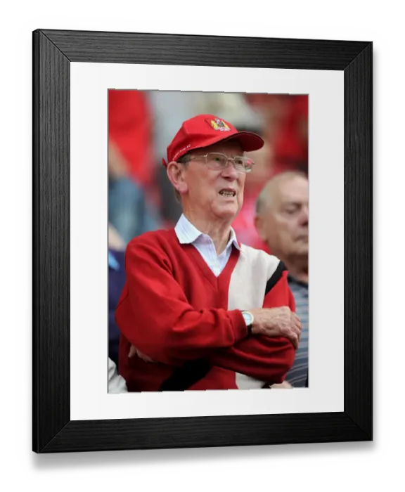 Framed Print : Sky Bet Championship Showdown: Bristol City vs. Reading at Ashton Gate Stadium (September 2015)