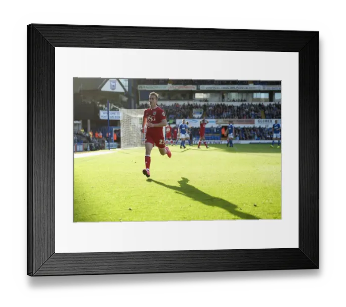 Framed Print : Joe Bryan of Bristol City in Action against Ipswich Town, Sky Bet Championship 2015 Framed Print : Joe Bryan of Bristol City in Action against Ipswich Town, Sky Bet Championship 2015