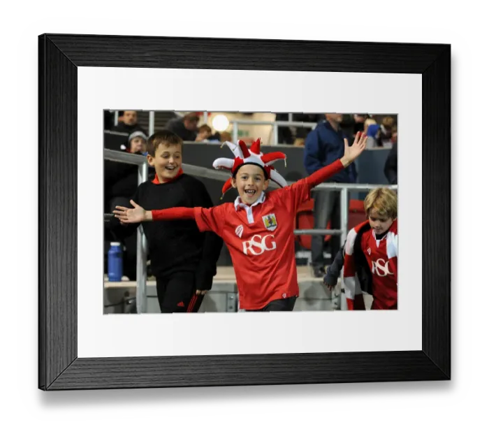 Framed Print : Half Time Showdown: Bristol City vs. Nottingham Forest at Ashton Gate Framed Print : Half Time Showdown: Bristol City vs. Nottingham Forest at Ashton Gate