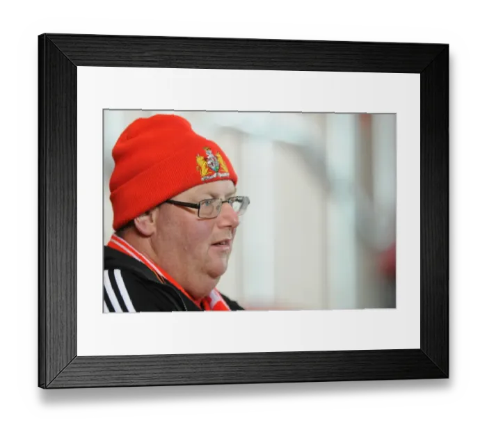 Framed Print : Intense Moment at Ashton Gate: Sky Bet Championship Showdown between Bristol City and Nottingham Forest Framed Print : Intense Moment at Ashton Gate: Sky Bet Championship Showdown between Bristol City and Nottingham Forest