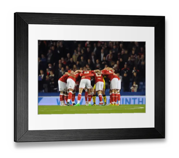 Framed Print : Bristol City Players Unite Before Brighton Showdown, 2015-10-20 Framed Print : Bristol City Players Unite Before Brighton Showdown, 2015-10-20