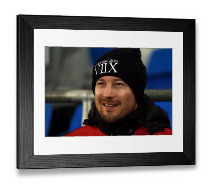 Framed Print : Wade Elliott of Bristol City in Action against Cardiff City, Sky Bet Championship 2015 Framed Print : Wade Elliott of Bristol City in Action against Cardiff City, Sky Bet Championship 2015