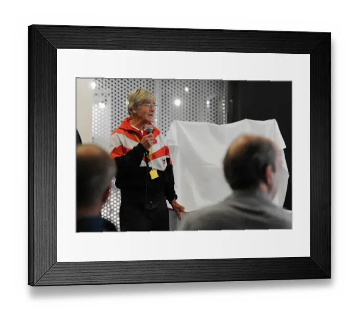 Framed Print : Unveiling of the John Atyeo Statue: A Football Tradition Honored at Ashton Gate (Bristol City vs Fulham, 2015) Framed Print : Unveiling of the John Atyeo Statue: A Football Tradition Honored at Ashton Gate (Bristol City vs Fulham, 2015)