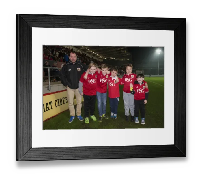 Framed Print : Bristol City vs Wolves: Sky Bet Championship Clash at Ashton Gate - November 2015