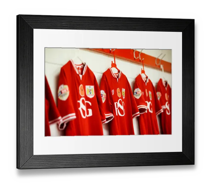 Framed Print : Bristol City Football Club Honors Remembrance Day with Poppy-Adorned Shirts Before Match Against Wolves Framed Print : Bristol City Football Club Honors Remembrance Day with Poppy-Adorned Shirts Before Match Against Wolves