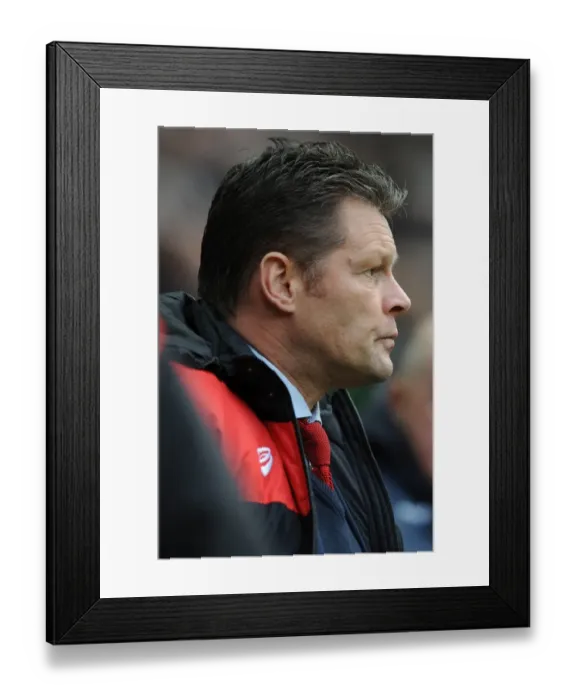 Framed Print : Steve Cotterill Leads Bristol City Against Bolton Wanderers at Macron Stadium, November 2015