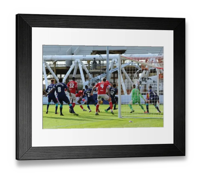 Framed Print : Kieran Agard Scores Opening Goal for Bristol City Against Hull City, 2015 Framed Print : Kieran Agard Scores Opening Goal for Bristol City Against Hull City, 2015