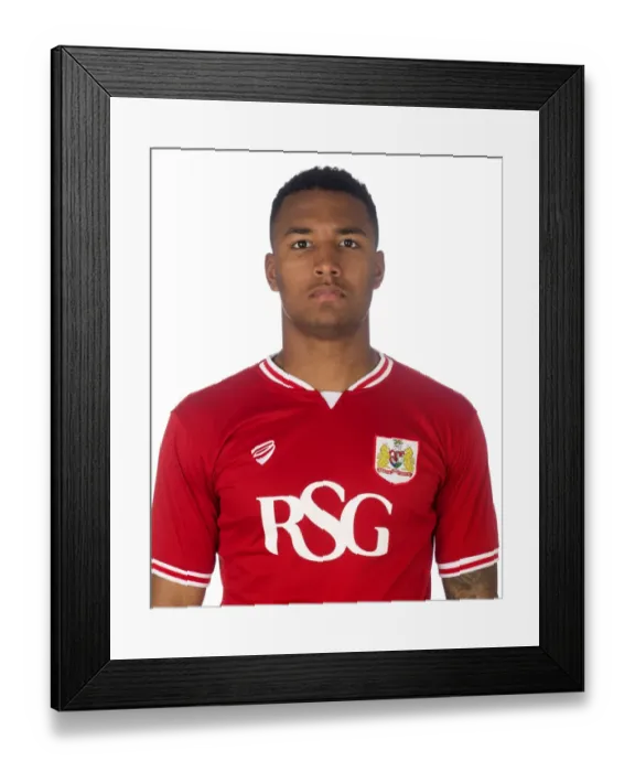 Framed Print : Bristol City's Derrick Williams in Training Focus, 2015 Framed Print : Bristol City's Derrick Williams in Training Focus, 2015