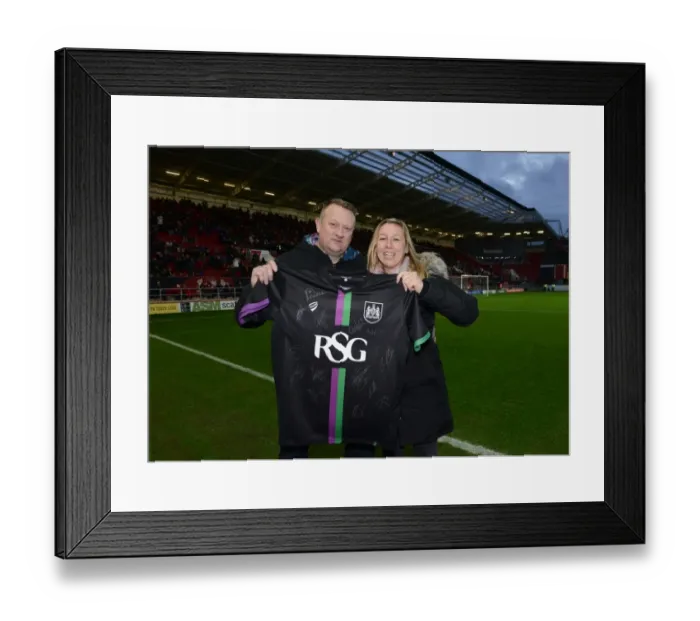 Framed Print : Half Time Draw Winner Celebrates at Ashton Gate: Bristol City vs. Blackburn Rovers, Sky Bet Championship (December 5, 2015)