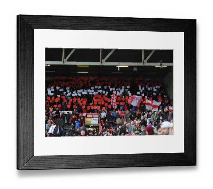Framed Print : Bristol City Fans Unite: Red and White Card Protest Against Blackburn Rovers, Sky Bet Championship (December 2015) Framed Print : Bristol City Fans Unite: Red and White Card Protest Against Blackburn Rovers, Sky Bet Championship (December 2015)