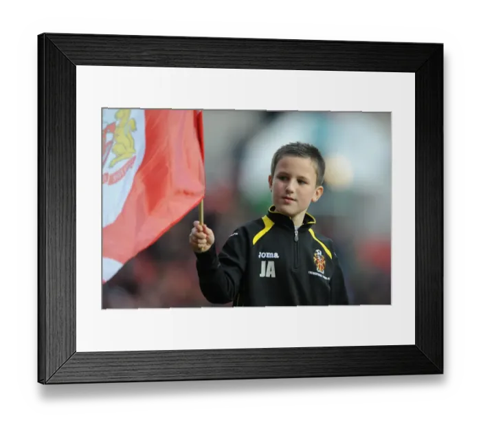 Framed Print : Bristol City vs Blackburn Rovers: Flag Bearers Clash, Sky Bet Championship (December 2015)