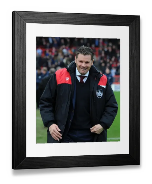 Framed Print : Steve Cotterill Leads Bristol City Against Blackburn Rovers at Ashton Gate, Sky Bet Championship (December 2015) Framed Print : Steve Cotterill Leads Bristol City Against Blackburn Rovers at Ashton Gate, Sky Bet Championship (December 2015)