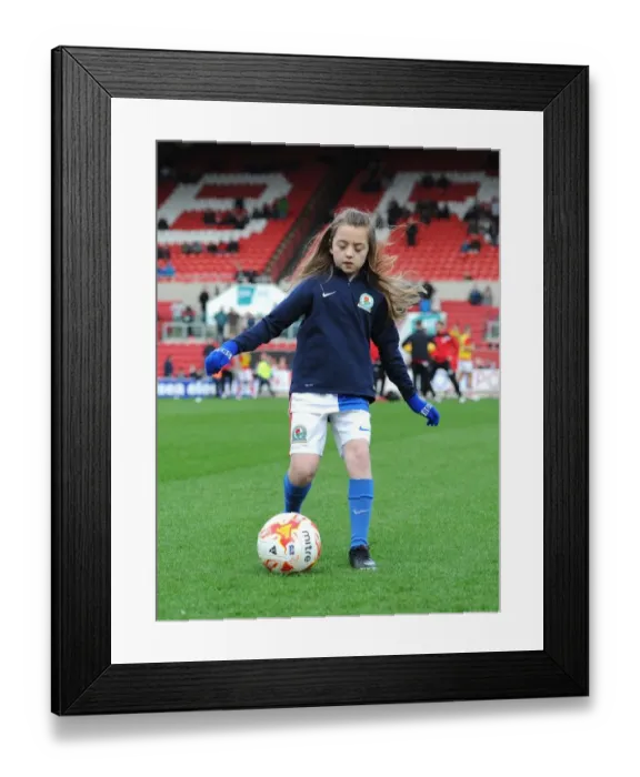 Framed Print : Bristol City vs Blackburn Rovers Clash at Ashton Gate Stadium, Sky Bet Championship (December 2015) Framed Print : Bristol City vs Blackburn Rovers Clash at Ashton Gate Stadium, Sky Bet Championship (December 2015)