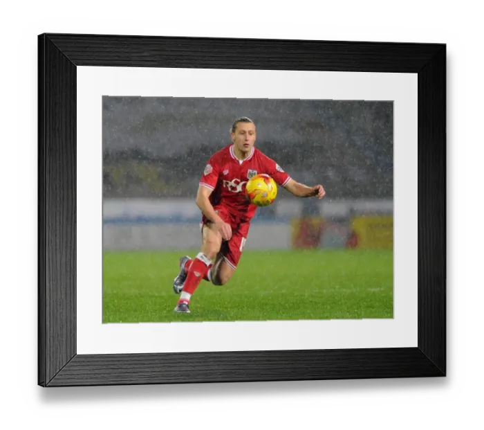 Framed Print : Bristol City's Luke Freeman in Action Against Huddersfield Town, Sky Bet Championship (December 12, 2015)