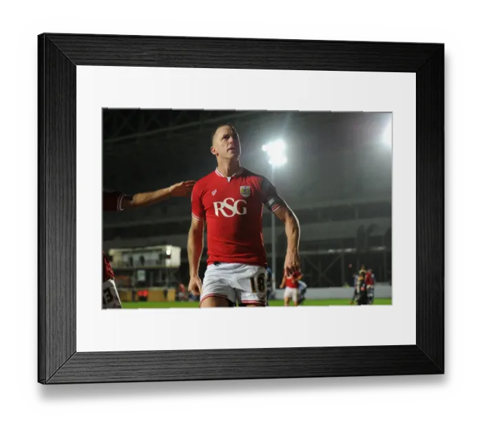 Framed Print : Bristol City's Aaron Wilbraham Scores Dramatic Equalizer Against QPR in Sky Bet Championship Match, 2015 Framed Print : Bristol City's Aaron Wilbraham Scores Dramatic Equalizer Against QPR in Sky Bet Championship Match, 2015