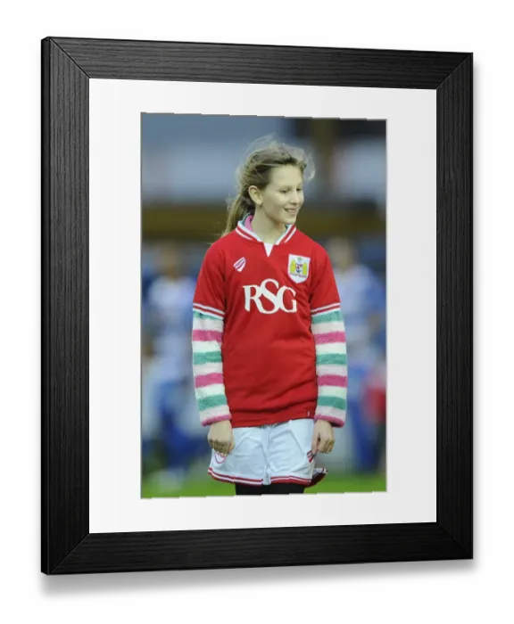 Framed Print : Bristol City vs QPR Mascots Clash in Sky Bet Championship Match, Ashton Gate, 2015 Framed Print : Bristol City vs QPR Mascots Clash in Sky Bet Championship Match, Ashton Gate, 2015