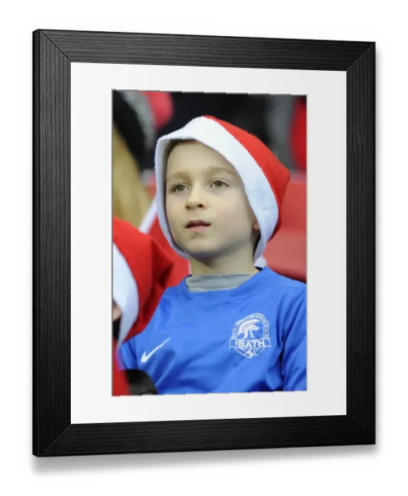 Framed Print : Bristol City Fan Celebrates in Christmas Hat at Ashton Gate (2015) Framed Print : Bristol City Fan Celebrates in Christmas Hat at Ashton Gate (2015)