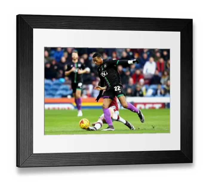 Framed Print : Jonathan Kodjia in Action: Burnley vs. Bristol City, Sky Bet Championship (December 2015)