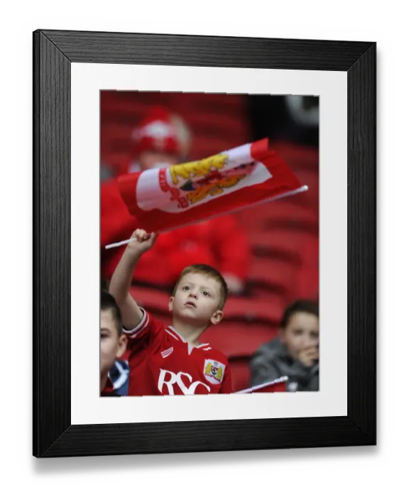 Framed Print : Intense Championship Showdown: Bristol City vs Charlton Athletic at Ashton Gate (December 2015)